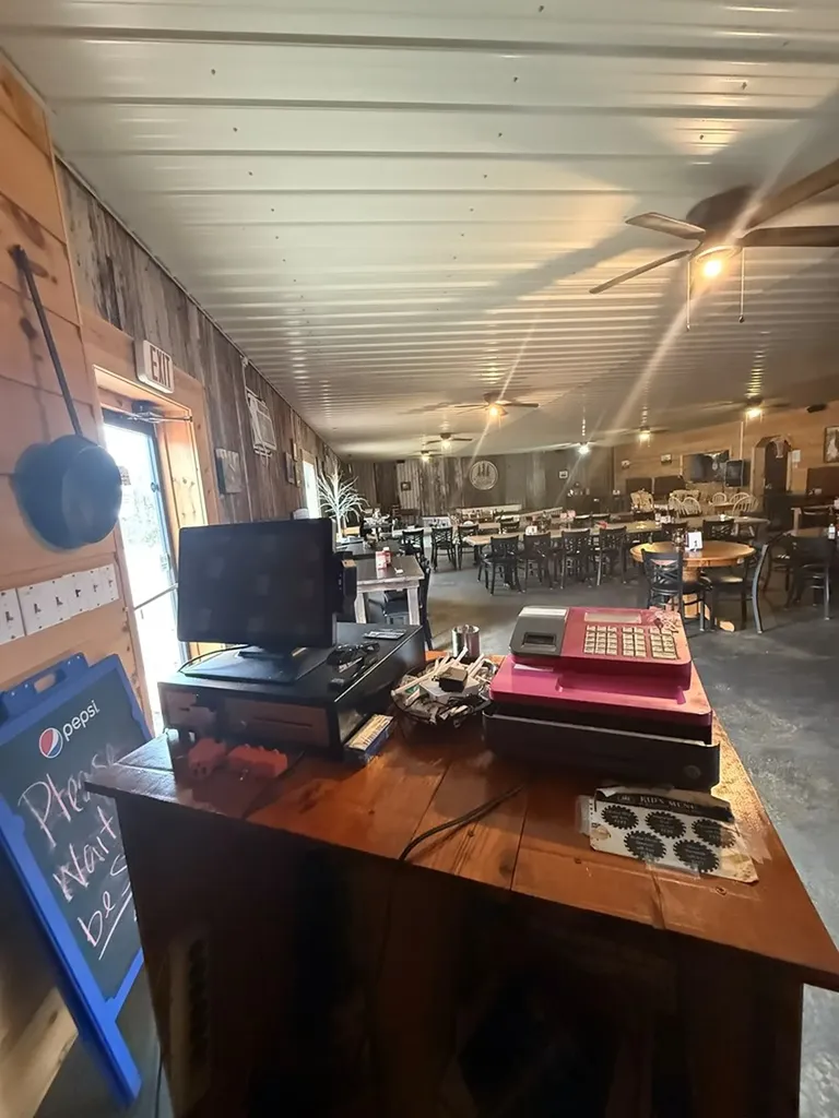 2705 Livingston Highway Monroe TN 38573