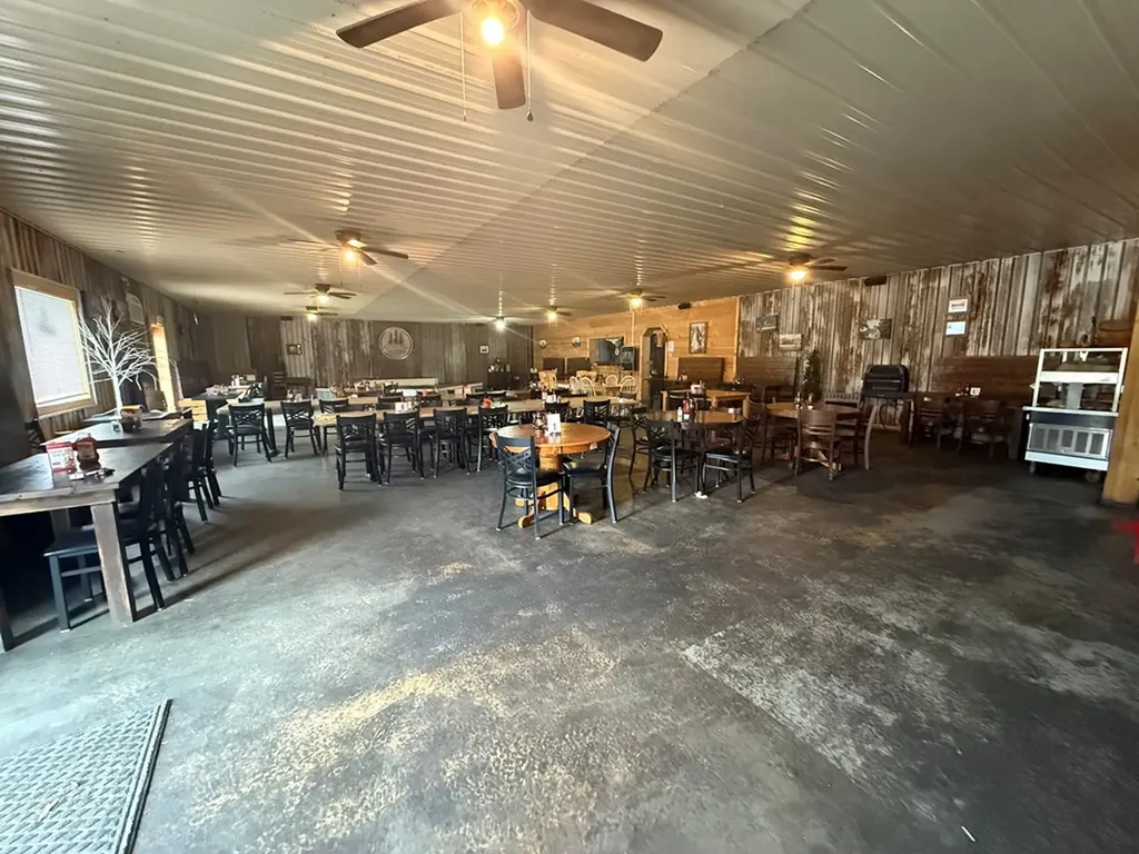 2705 Livingston Highway Monroe TN 38573