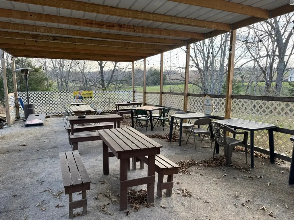 2705 Livingston Highway Monroe TN 38573