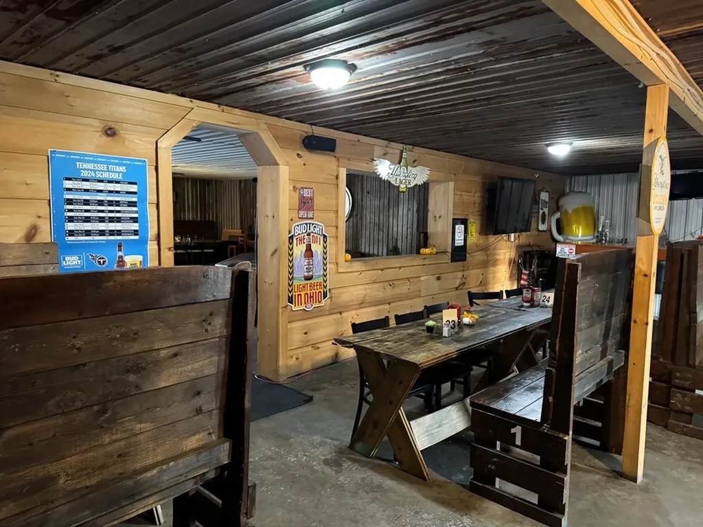 2705 Livingston Highway Monroe TN 38573