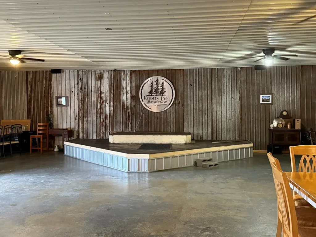 2705 Livingston Highway Monroe TN 38573