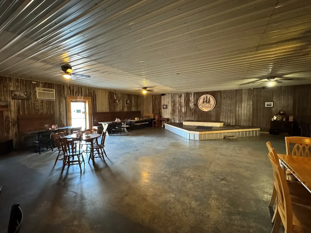 2705 Livingston Highway Monroe TN 38573