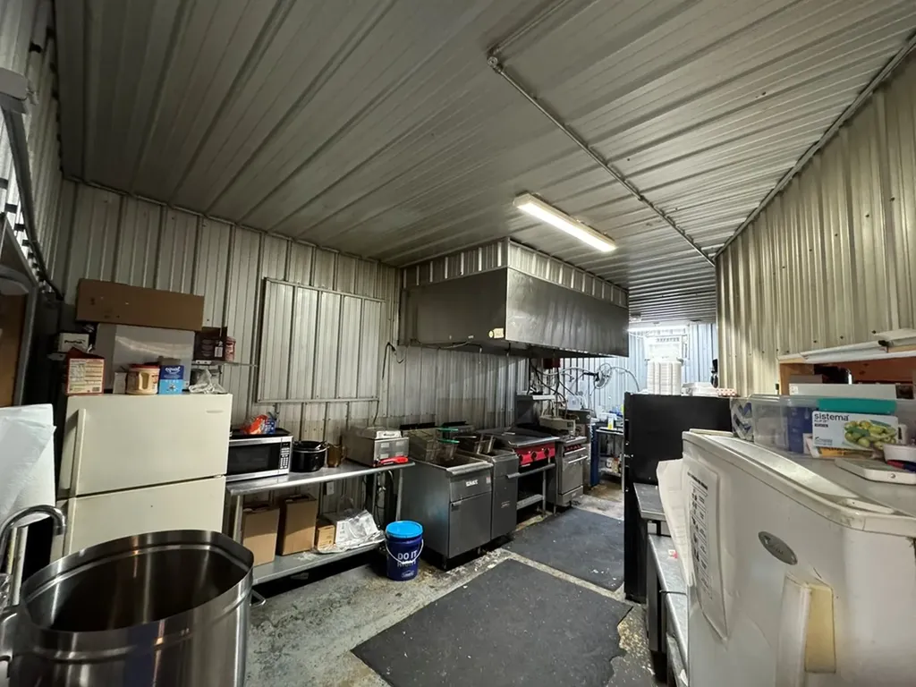 2705 Livingston Highway Monroe TN 38573