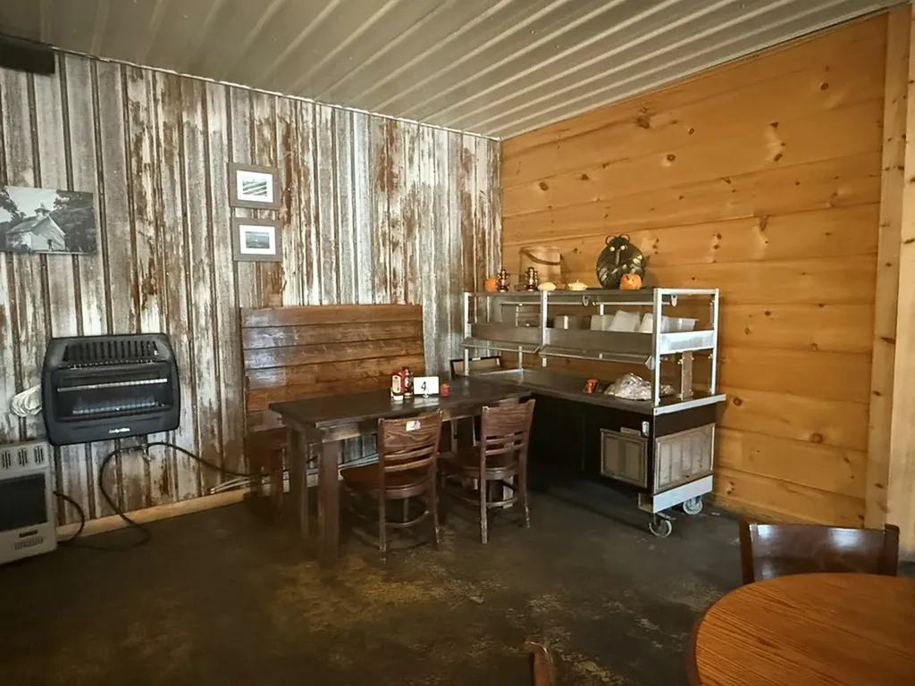 2705 Livingston Highway Monroe TN 38573