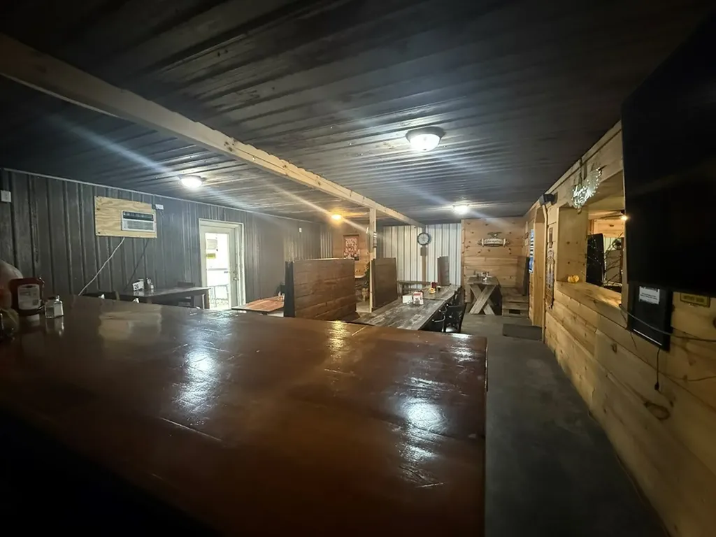 2705 Livingston Highway Monroe TN 38573