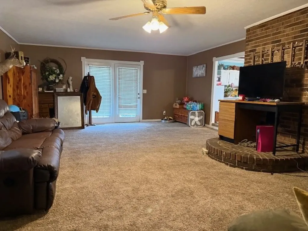 208 Grace Avenue Baxter TN 38544