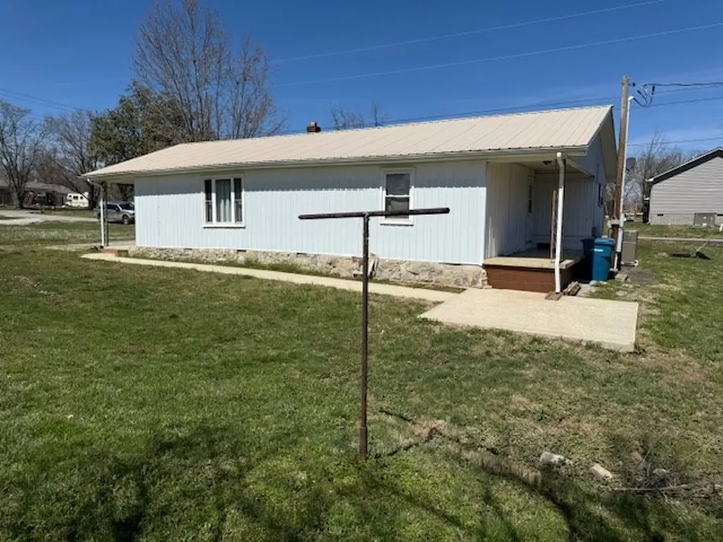 208 Grace Avenue Baxter TN 38544