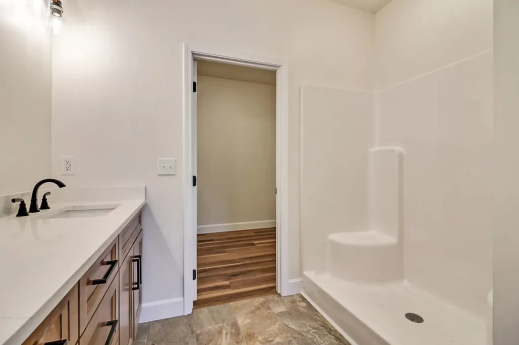 199 Creekview Court Jamestown TN 38556