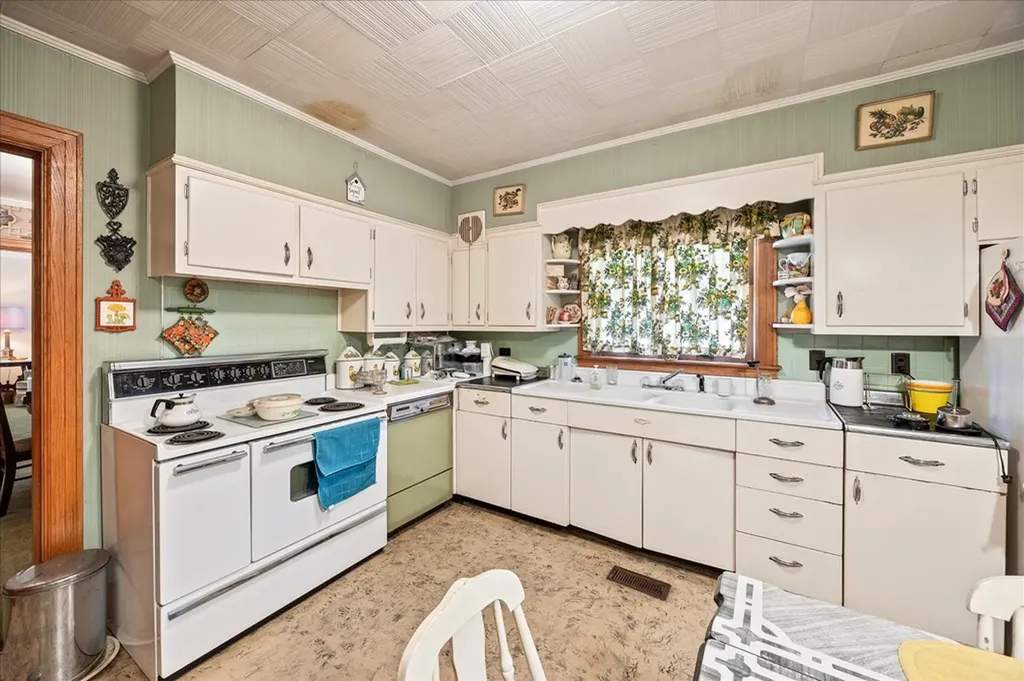 205 N Murray Street Gainesboro TN 38562