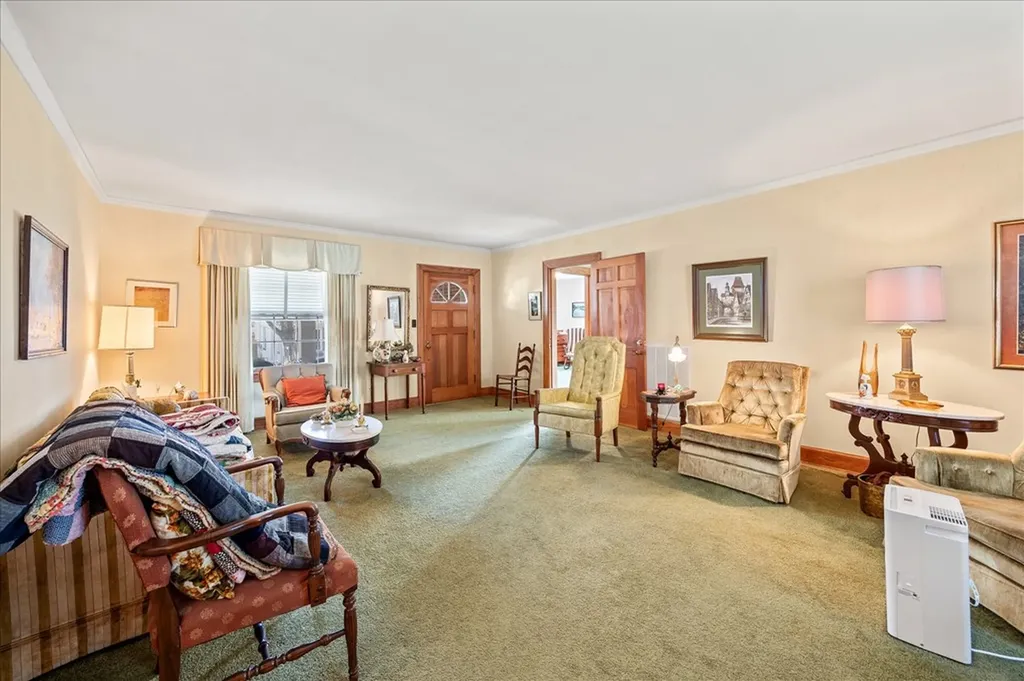 205 N Murray Street Gainesboro TN 38562