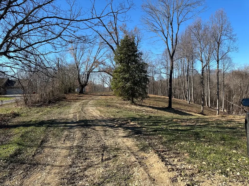 2500 Mccoinsville Road Gainesboro TN 38562