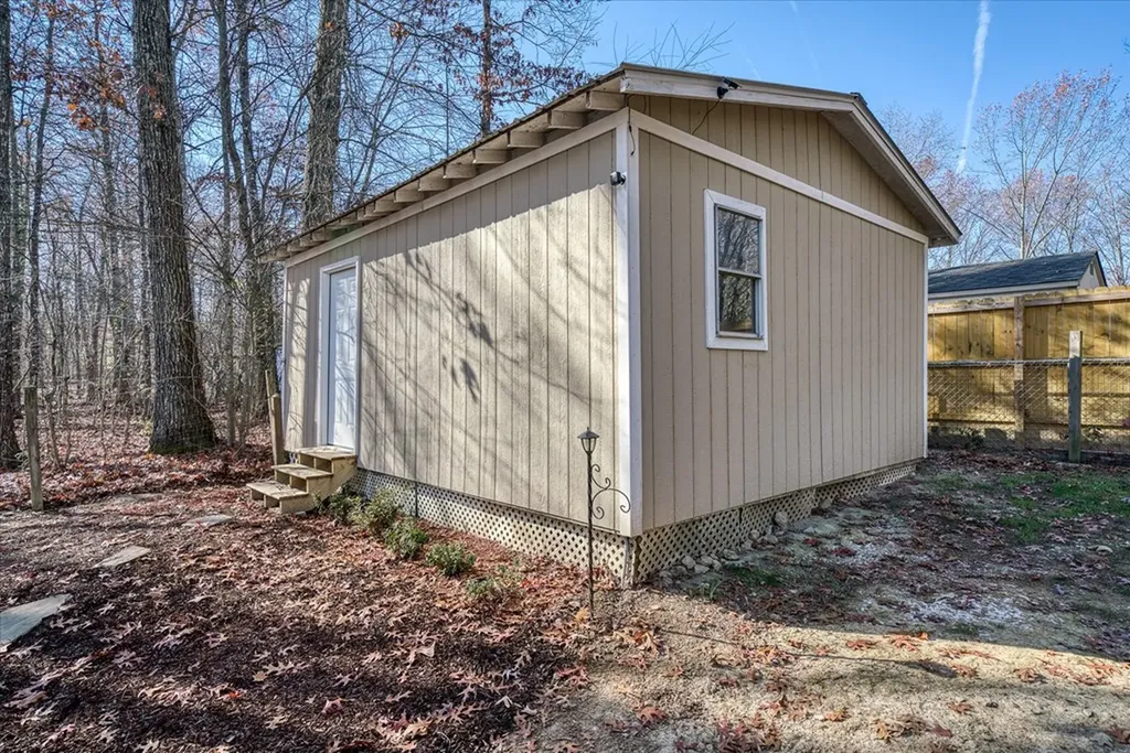 7038 Talahatchie Drive Crossville TN 38572