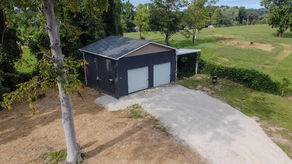 1563 Walter Lane Cookeville TN 38506