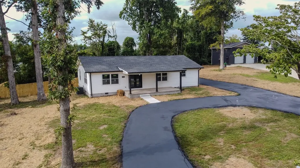1569 Walter Lane Cookeville TN 38506