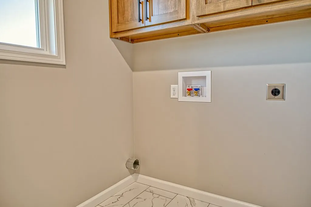 1049 West Cemetery Road Cookeville TN 38506