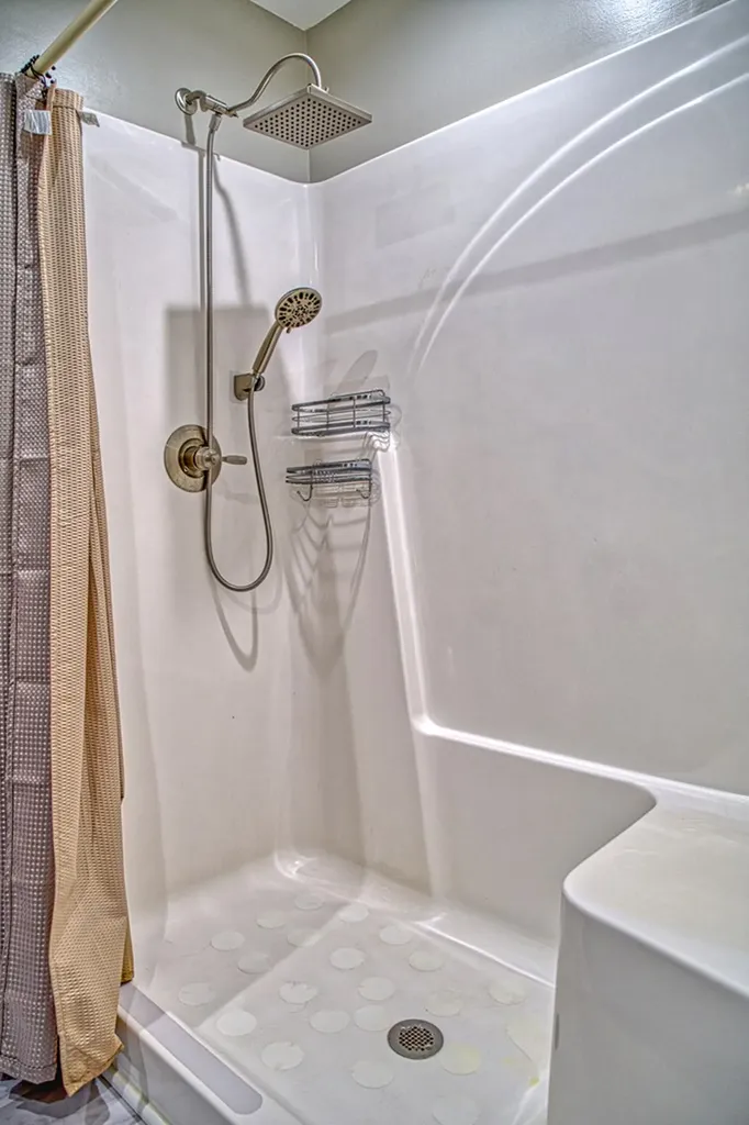 566 Charles Golden Road Sparta TN 38583