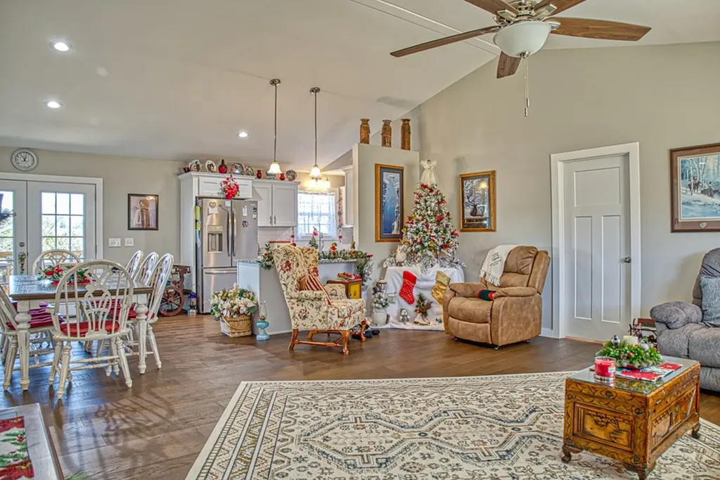 566 Charles Golden Road Sparta TN 38583