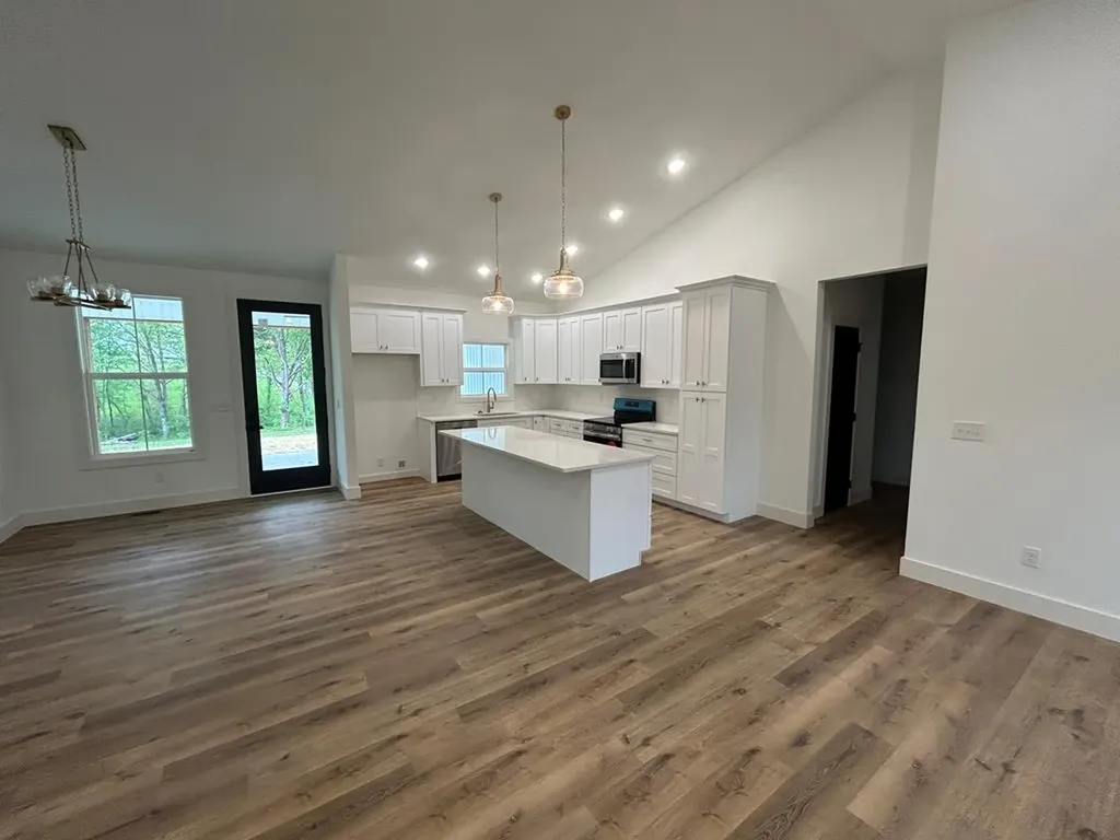 402 Peach Lane Jamestown TN 38556