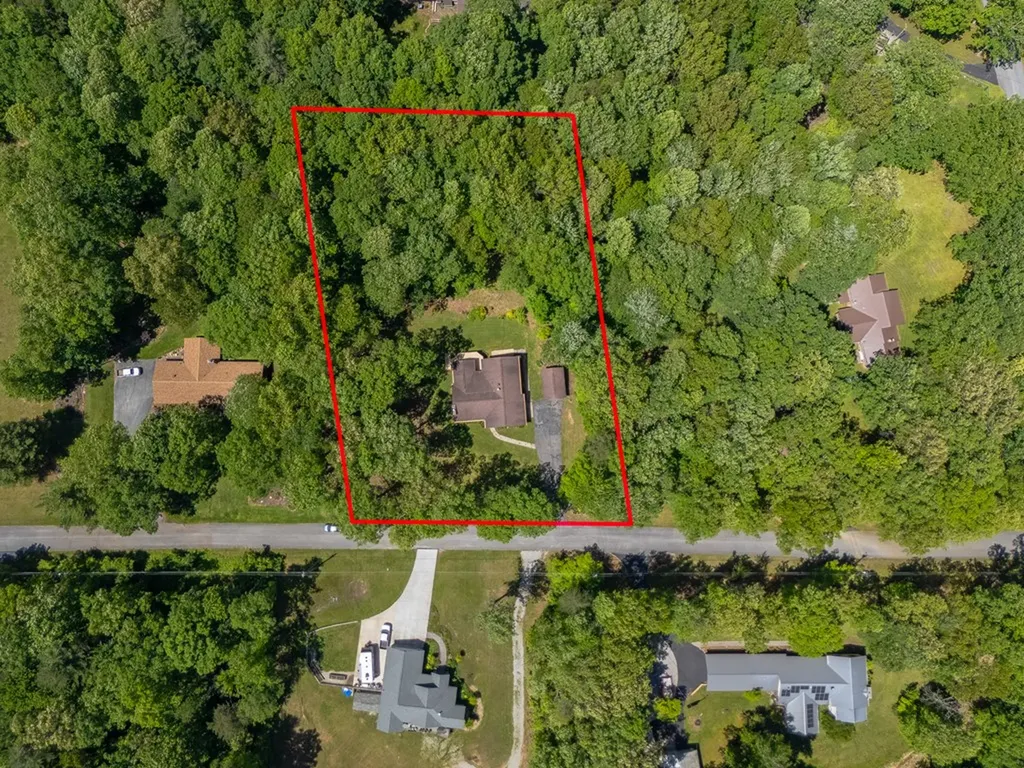 1121 Circle Drive Jamestown TN 38556