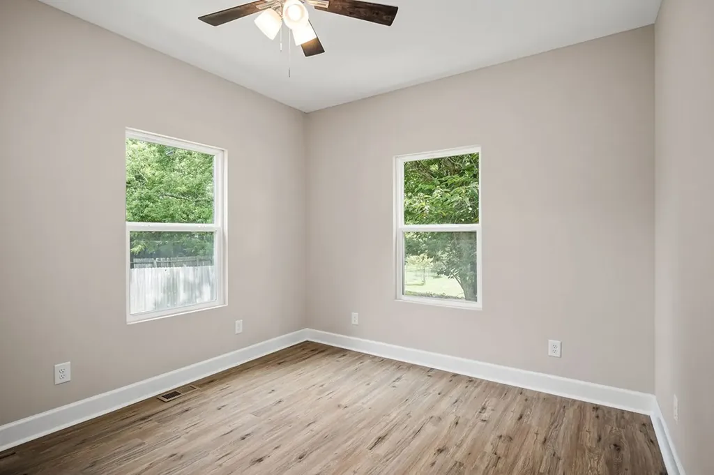 104 E Bryant Street Smithville TN 37166