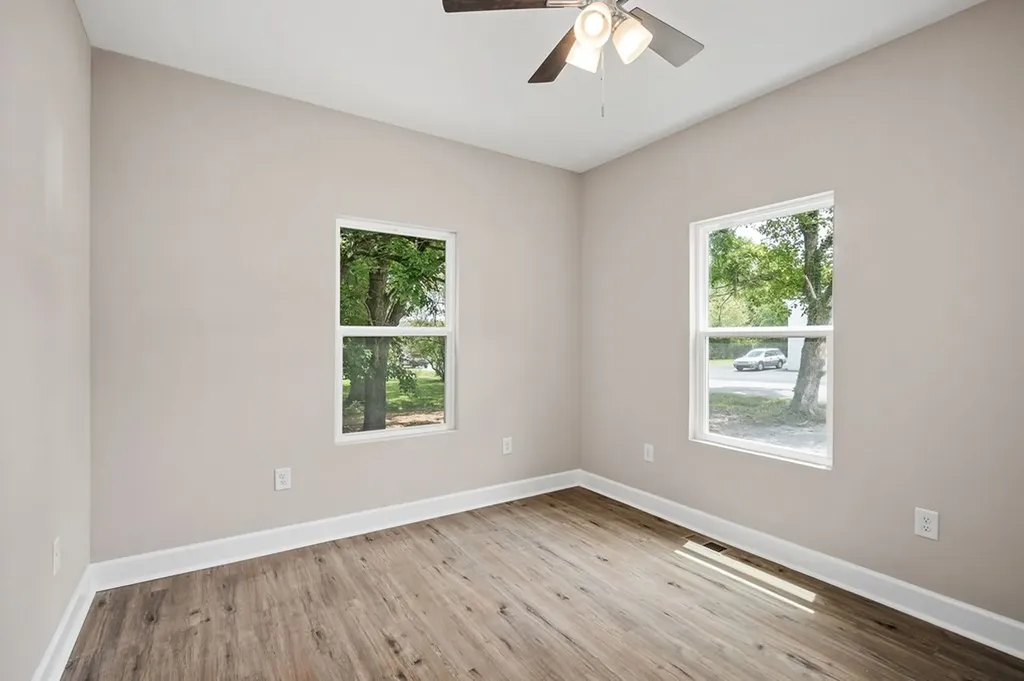 104 E Bryant Street Smithville TN 37166