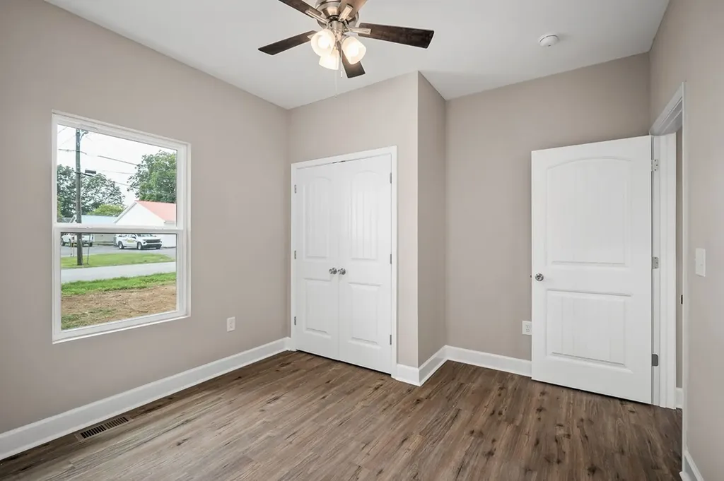 104 E Bryant Street Smithville TN 37166