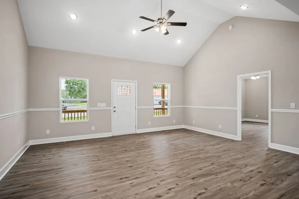 104 E Bryant Street Smithville TN 37166