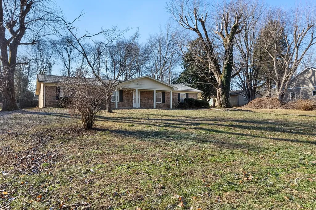 637 Rockwell Cookeville TN 38501