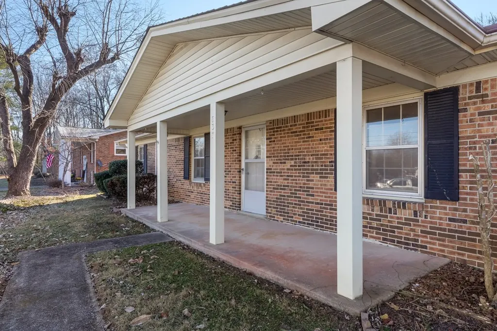 637 Rockwell Cookeville TN 38501