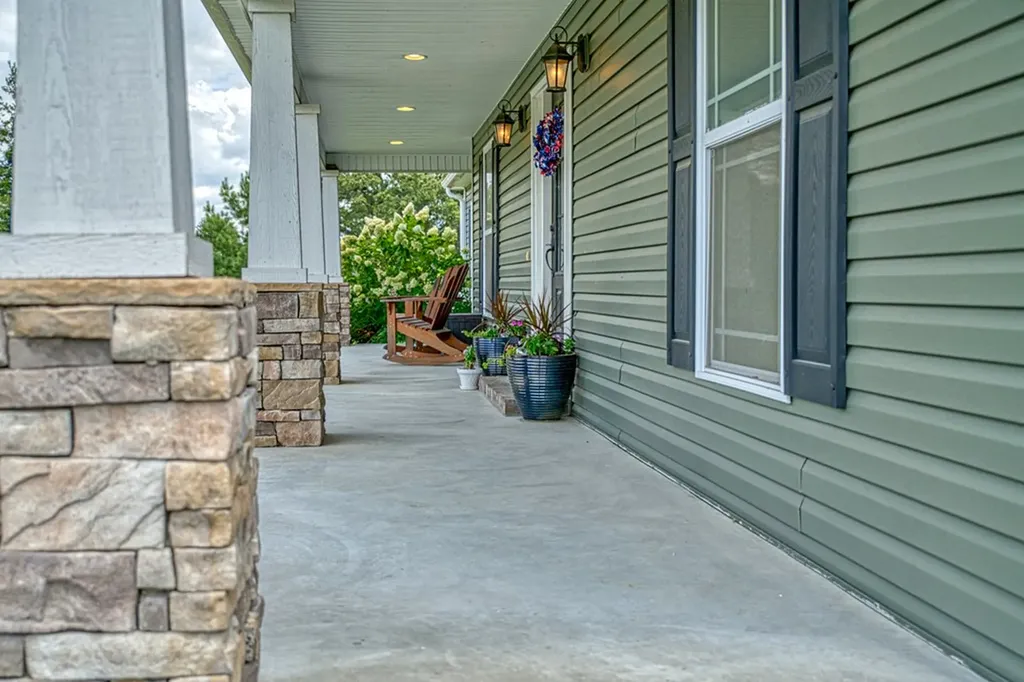 2211 Candyland Drive Cookeville TN 38506