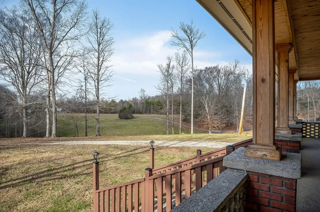 466 Creed Wright Road Walling TN 38587