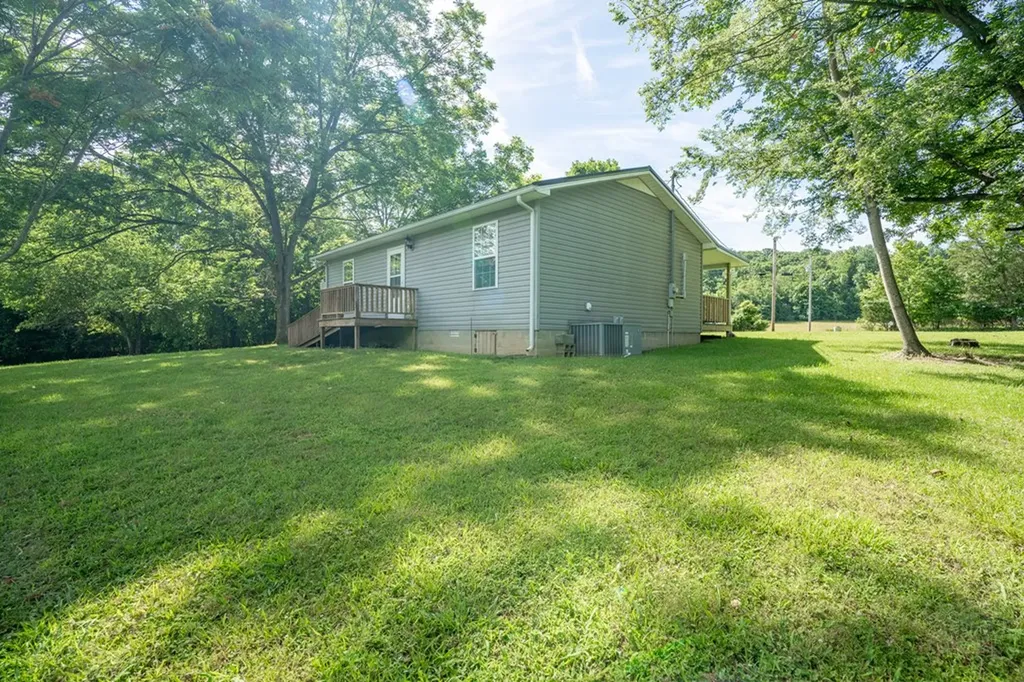 801 Stony Point Mountain Road Doyle TN 38559