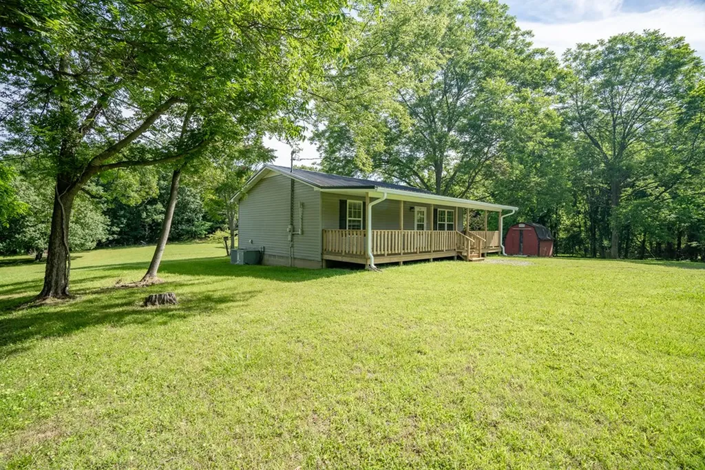 801 Stony Point Mountain Road Doyle TN 38559