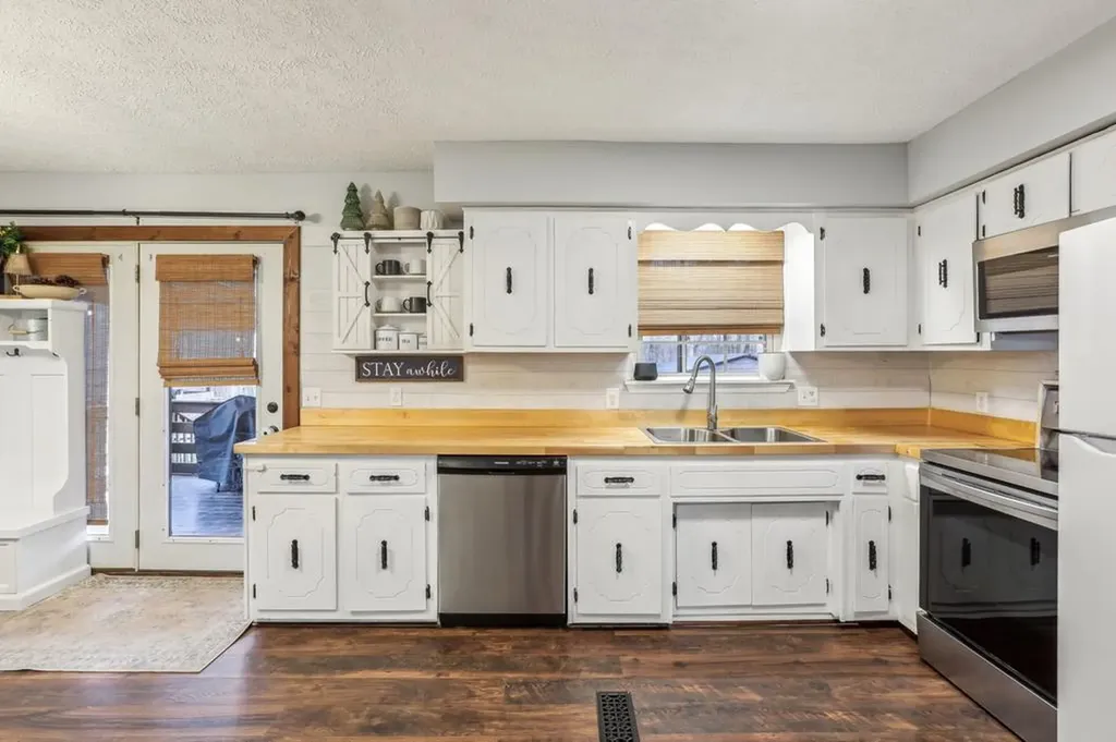 1776 Poss Road Smithville TN 37166