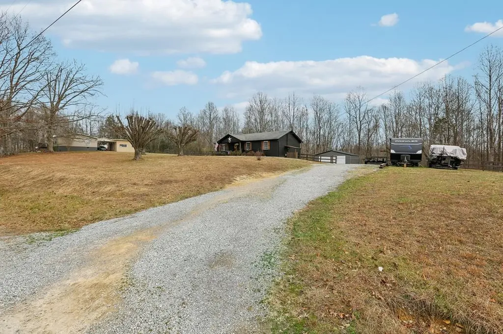 1776 Poss Road Smithville TN 37166