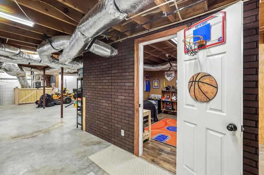 1776 Poss Road Smithville TN 37166