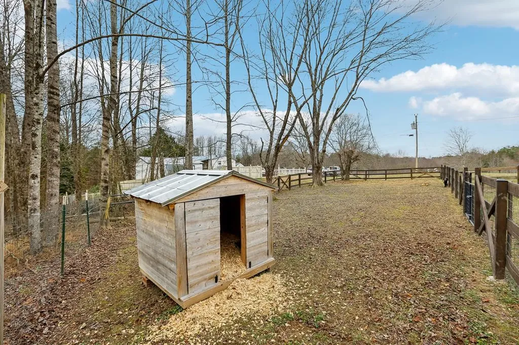 1776 Poss Road Smithville TN 37166