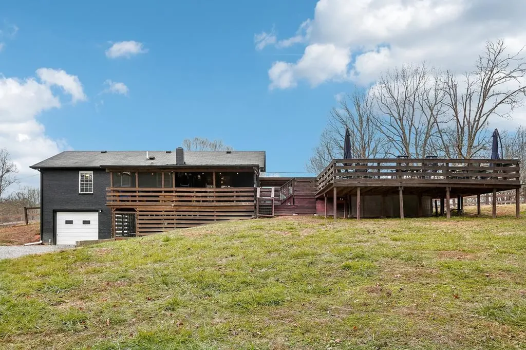 1776 Poss Road Smithville TN 37166