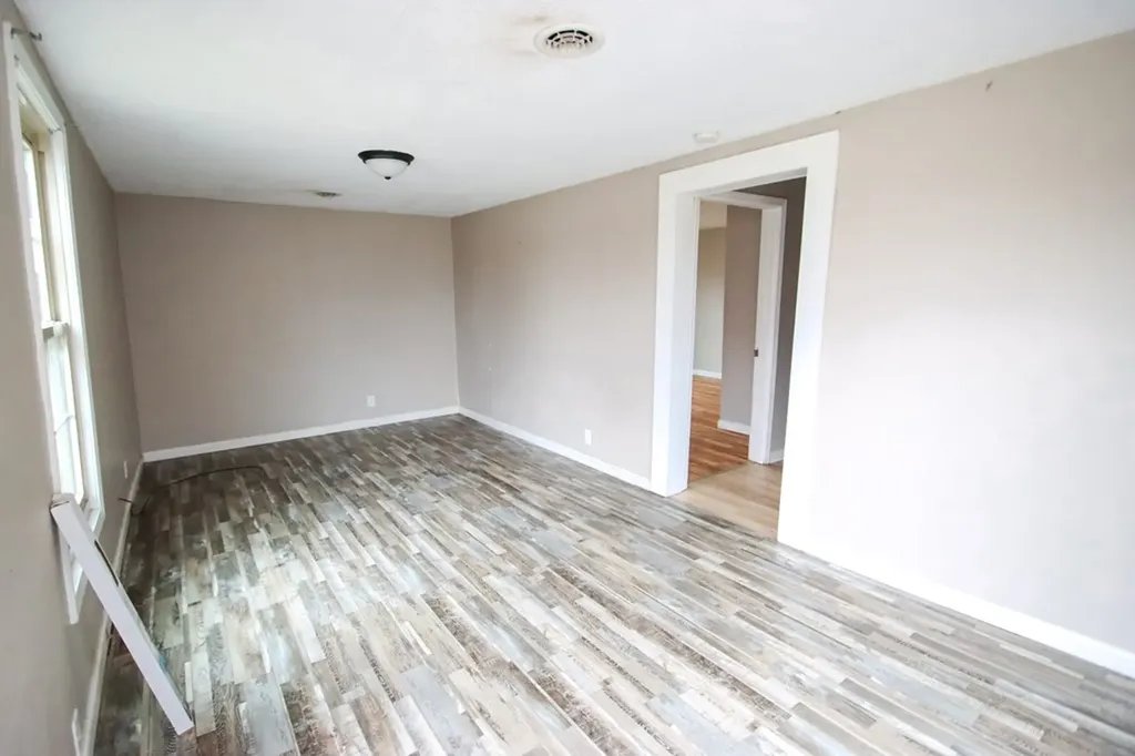 123 Lance Street Mcminnville TN 37110