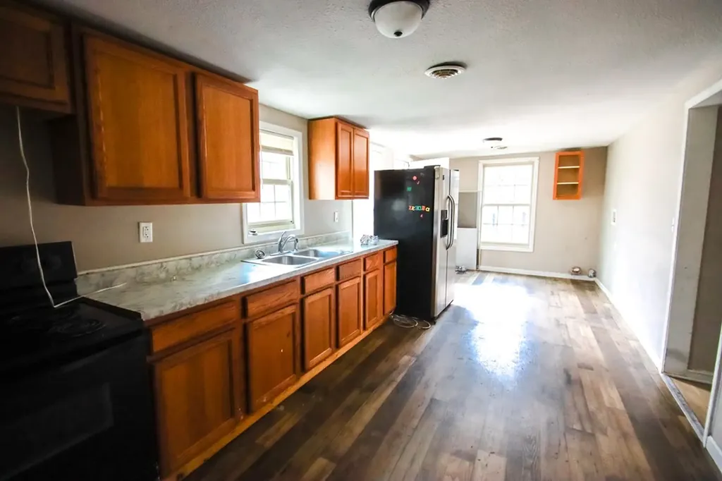 123 Lance Street Mcminnville TN 37110