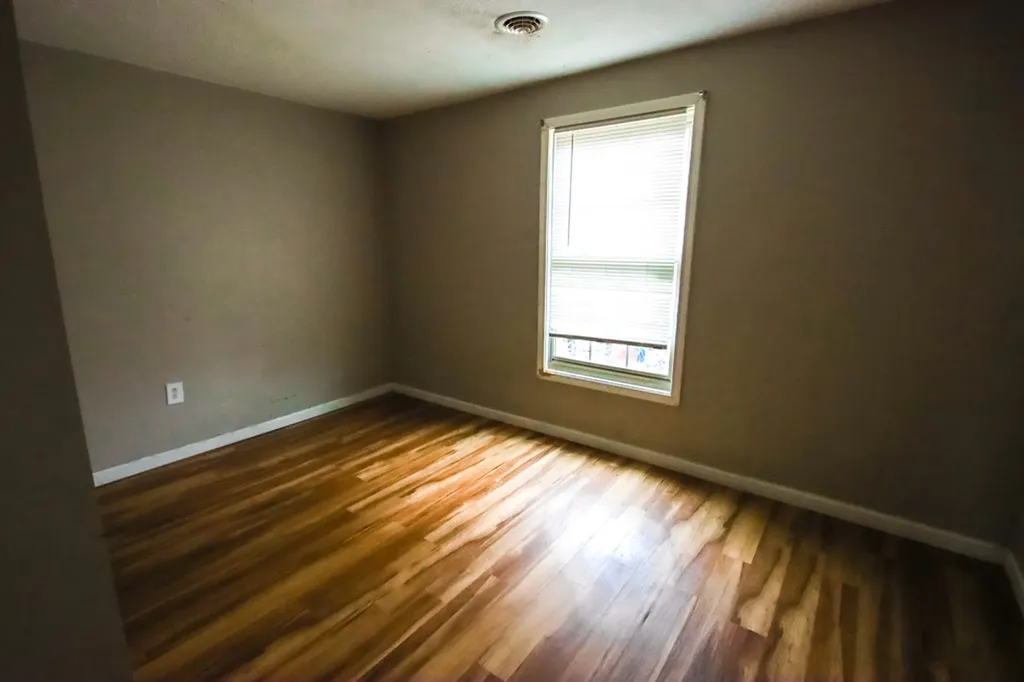 123 Lance Street Mcminnville TN 37110