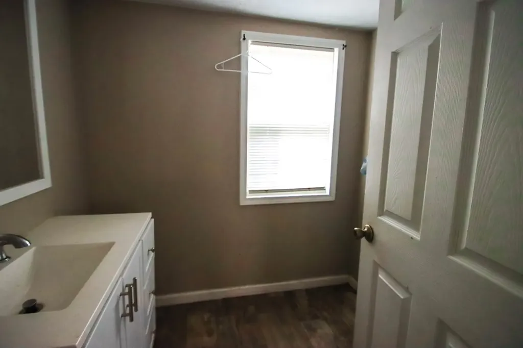 123 Lance Street Mcminnville TN 37110