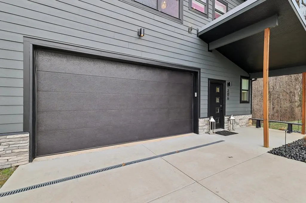 306 Hope Cove Smithville TN 37166