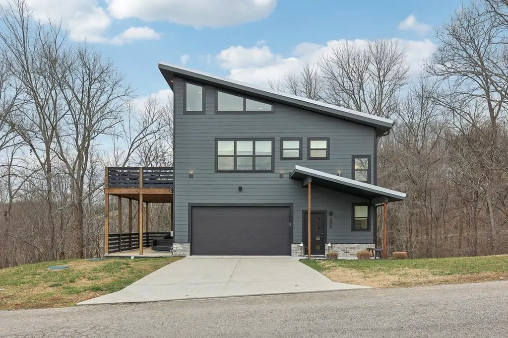 306 Hope Cove Smithville TN 37166