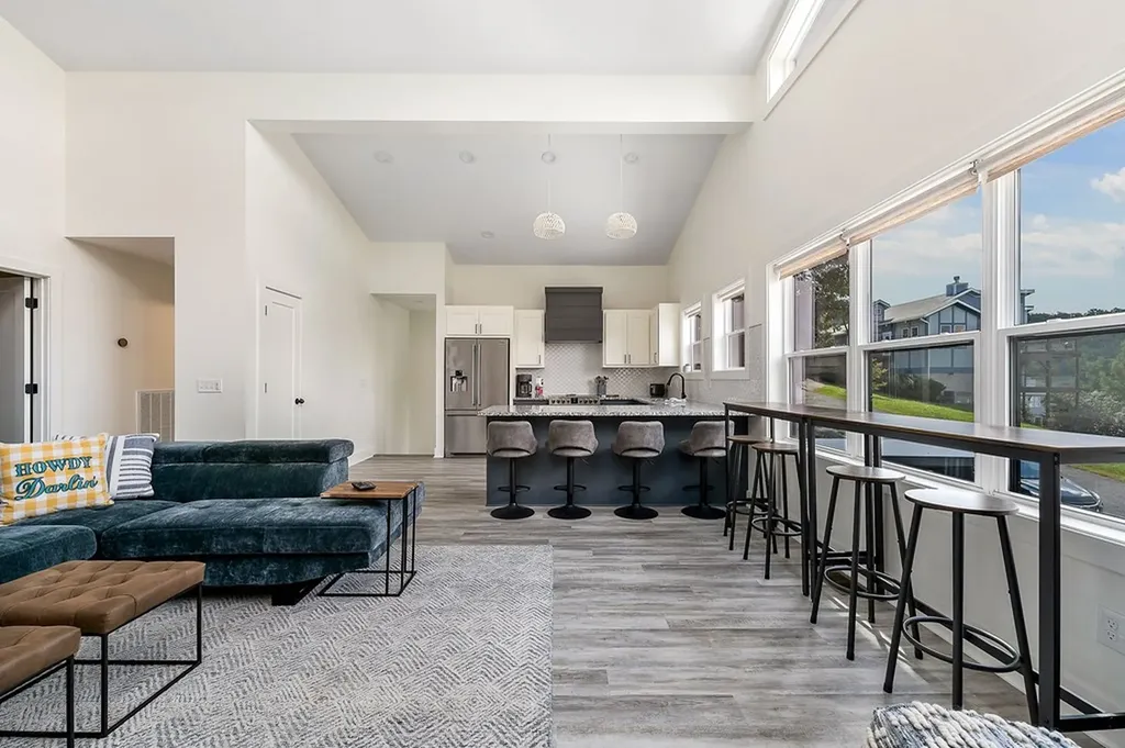 306 Hope Cove Smithville TN 37166