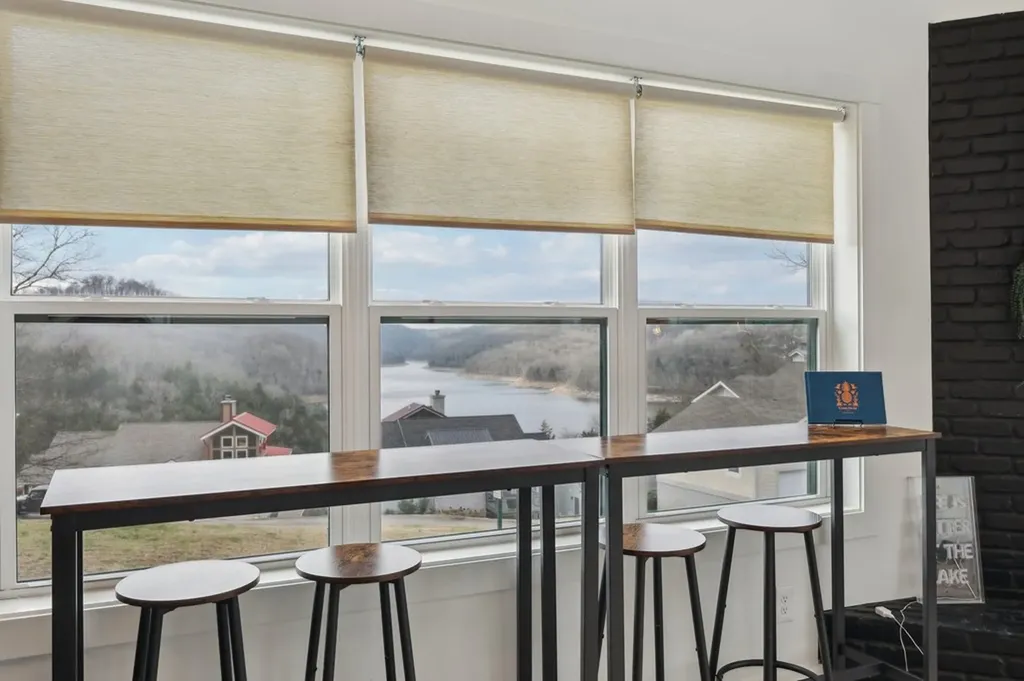 306 Hope Cove Smithville TN 37166