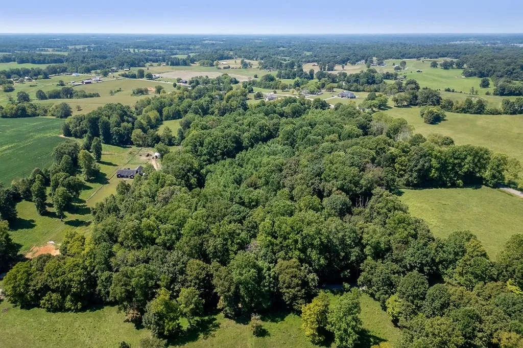 9.22ac Cherry Creek/ Isaac Huddleston Cookeville TN 38506