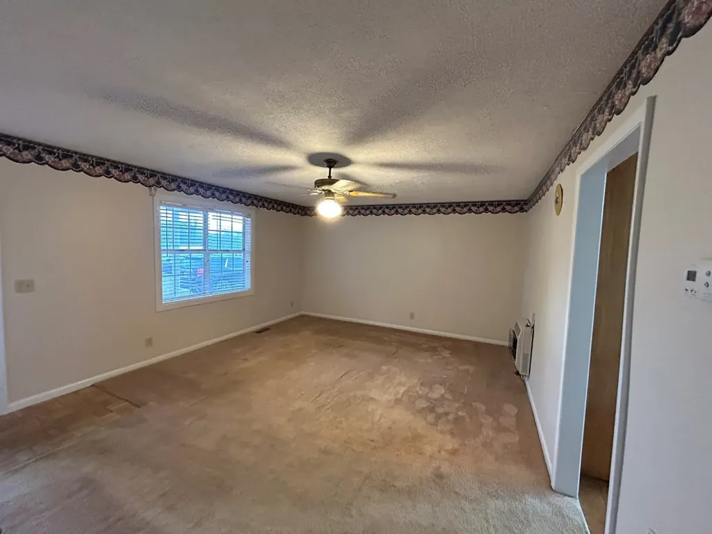 219 N Crabtree Street Jamestown TN 38556