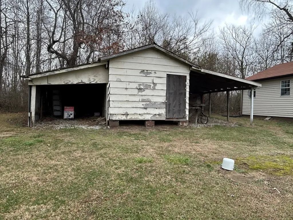 219 N Crabtree Street Jamestown TN 38556