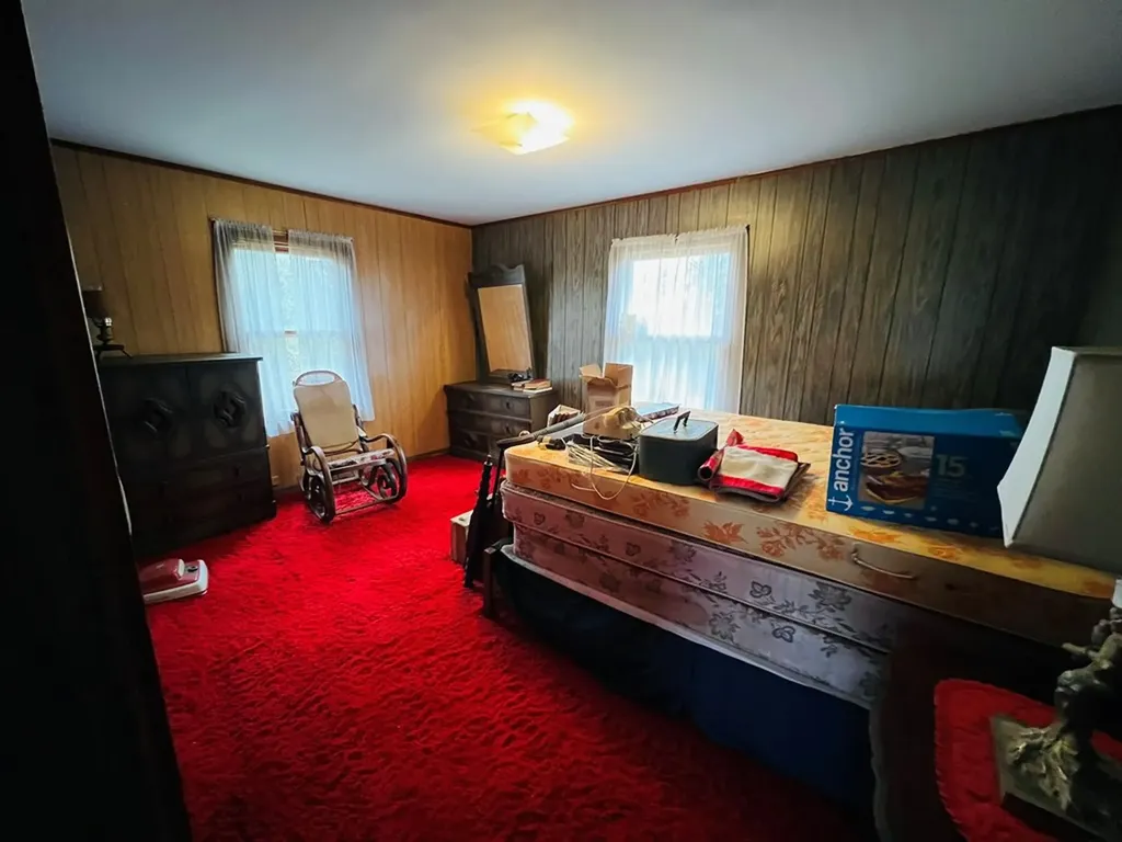 1008 Old Static Road Byrdstown TN 38549